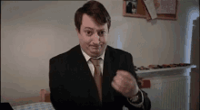 1758397612332.gif