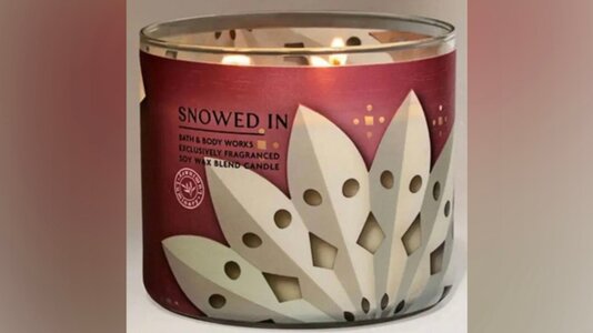 bath-and-body-works-candle-1-7073302-1728909547647.jpg