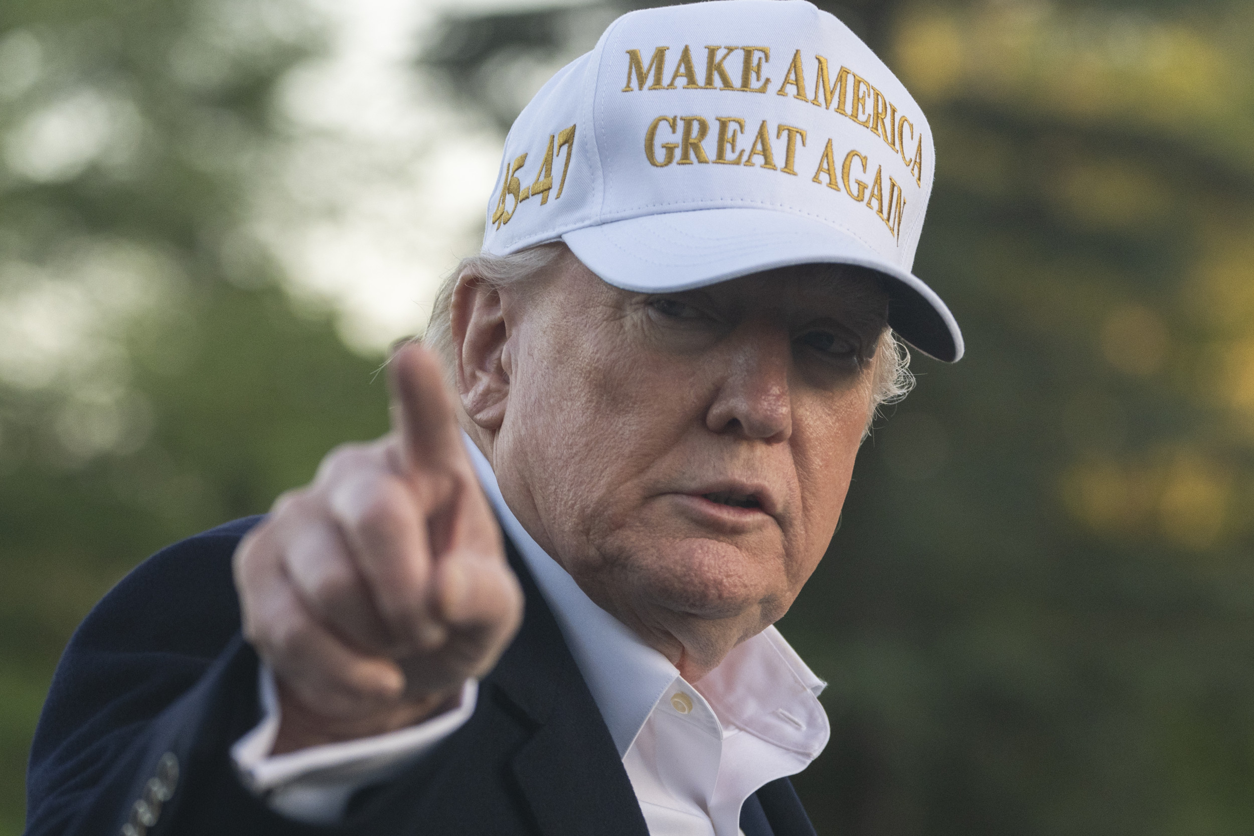 www.newsweek.com